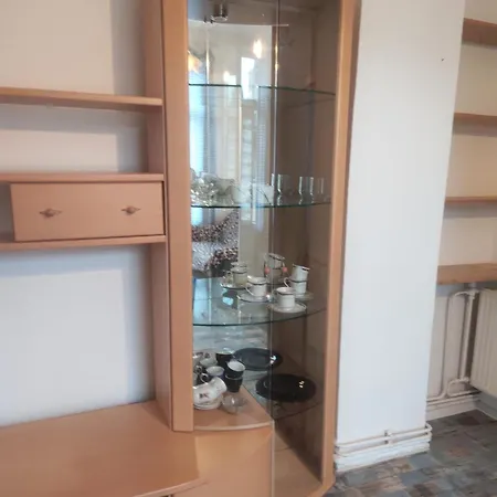 Apartment Ferienwohnung Mit Garten Zentrumsnah